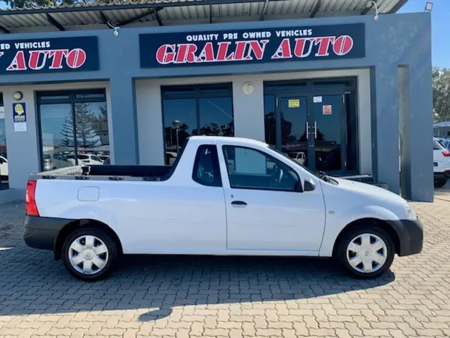 2019 Nissan NP200 1.6i (Aircon) Safety Pack