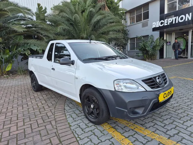 2022 Nissan NP200 1.6i (Aircon) Safety Pack