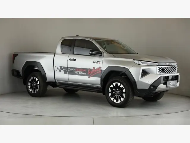 2026 Toyota Hilux 2.8GD-6 Xtra Cab Raider X 4x4