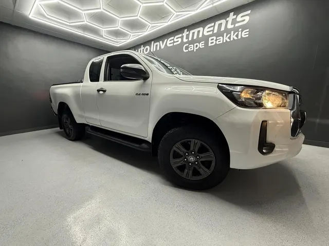 2022 Toyota Hilux 2.4GD-6 Xtra Cab Raider