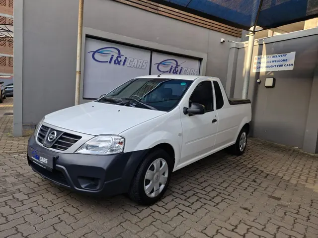 2023 Nissan NP200 1.6i (Aircon) Safety Pack