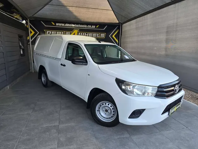 2017 Toyota Hilux 2.0 (Aircon)