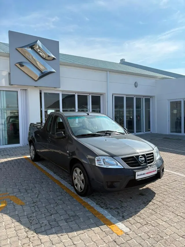 2021 Nissan NP200 1.6i (Aircon) Safety Pack