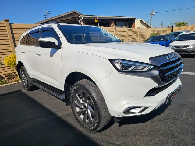 2025 Isuzu mu-X 3.0TD LSE