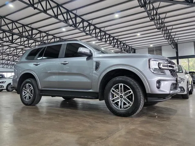 2025 Ford Everest 2.0 Biturbo XLT