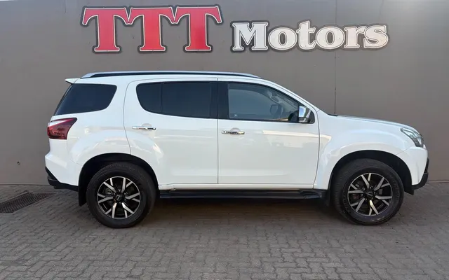 2021 Isuzu mu-X 3.0