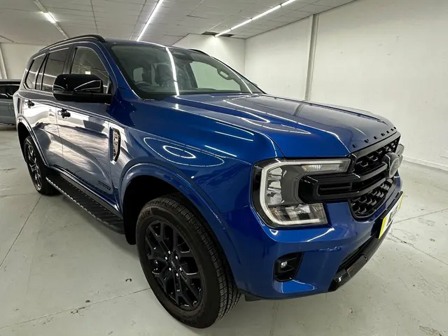 2025 Ford Everest 2.0 Biturbo 4x4 Sport