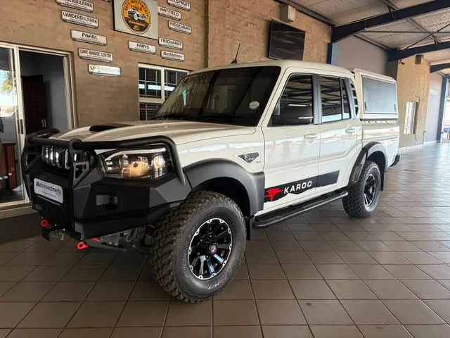 2025 Mahindra Pik Up S11 DC AT Karoo Dew