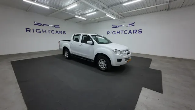 2013 Isuzu KB 240 Double Cab LE