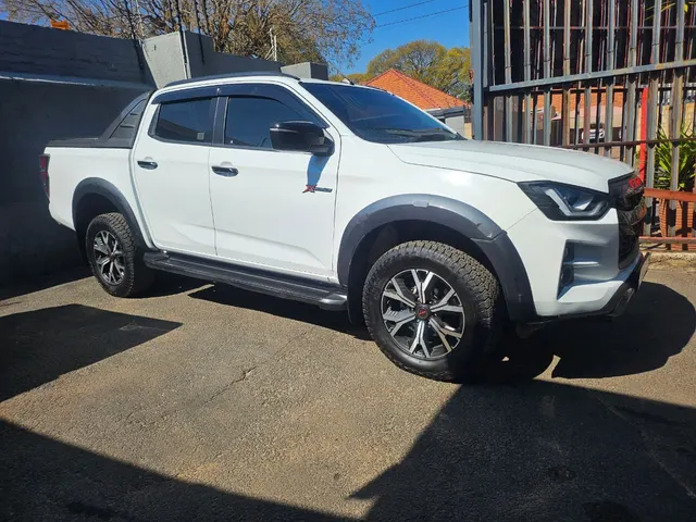 2025 Isuzu D-Max 1.9TD Double Cab LS X-Rider Auto