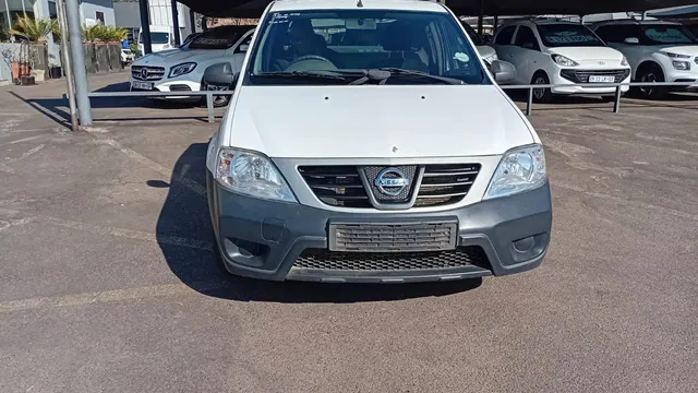 2016 Nissan NP200 1.5dCi Safety Pack