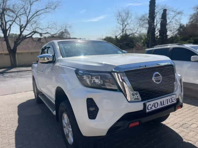 2020 Nissan Navara 2.3D Double Cab LE Auto