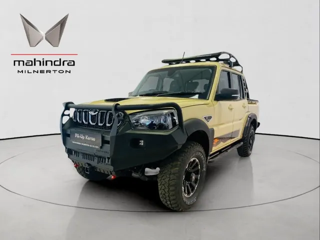 2026 Mahindra Pik Up 2.2CRDe Double Cab 4x4 S11 Karoo Dawn