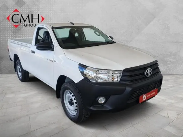 2026 Toyota Hilux 2.4GD-6 SR