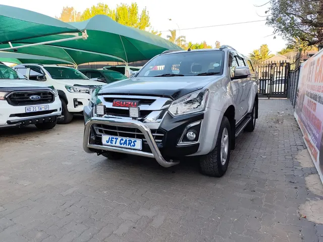 2015 Isuzu KB 300D-Teq Double Cab LX Auto