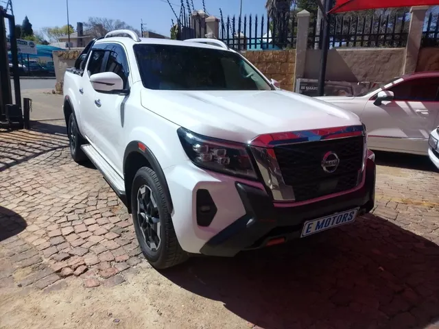 2021 Nissan Navara 2.5DDTi Double Cab LE