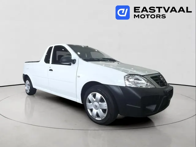 2024 Nissan NP200 1.6i (Aircon) Safety Pack