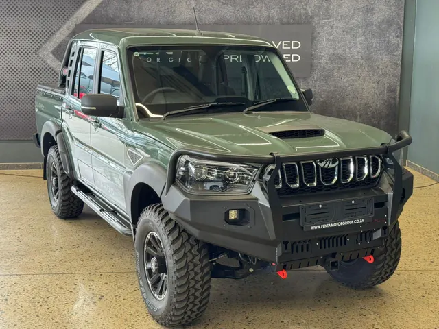 2026 Mahindra Pik Up 2.2 mHawk D/Cab 4x4 Auto S11 Karoo MIST