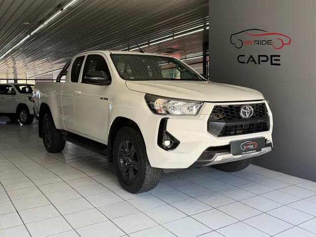 2024 Toyota Hilux 2.4GD-6 Xtra Cab Raider Auto