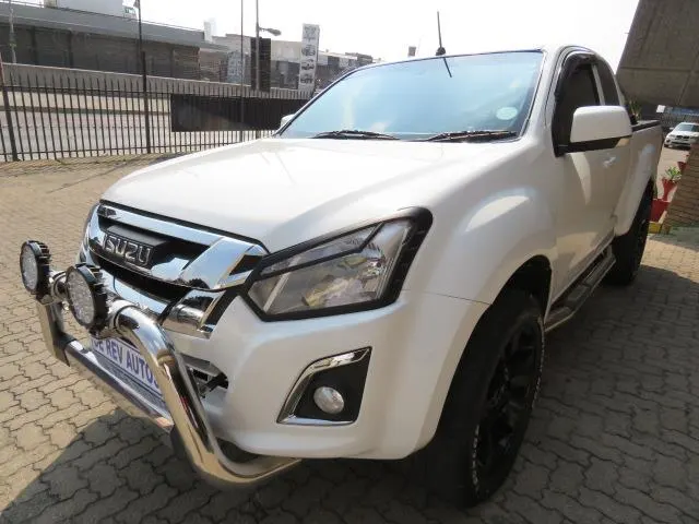 2015 Isuzu KB 250D-Teq Extended Cab LE
