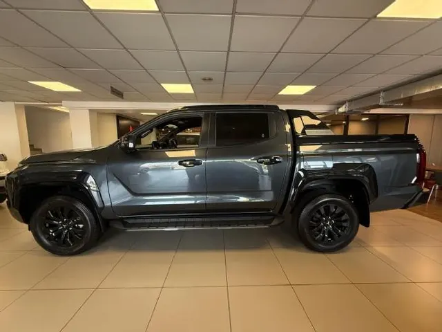 2026 Mitsubishi Triton 2.4DI-D Bi-Turbo Double Cab 4x4