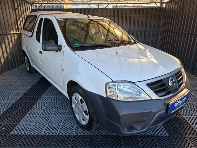 2011 Nissan NP200 1.5dCi Safety Pack