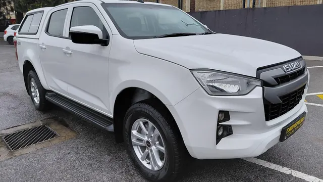 2024 Isuzu D-Max 1.9TD Double Cab LS 4x4