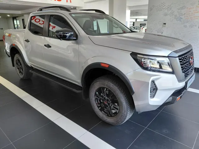 2026 Nissan Navara 2.5DDTi Double Cab PRO-4X 4x4