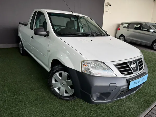 2023 Nissan NP200 1.6i (Aircon) Safety Pack