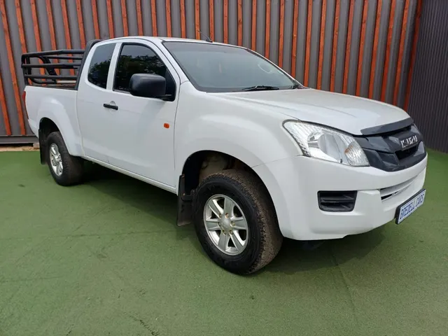 2015 Isuzu KB 250D-Teq Extended Cab LE