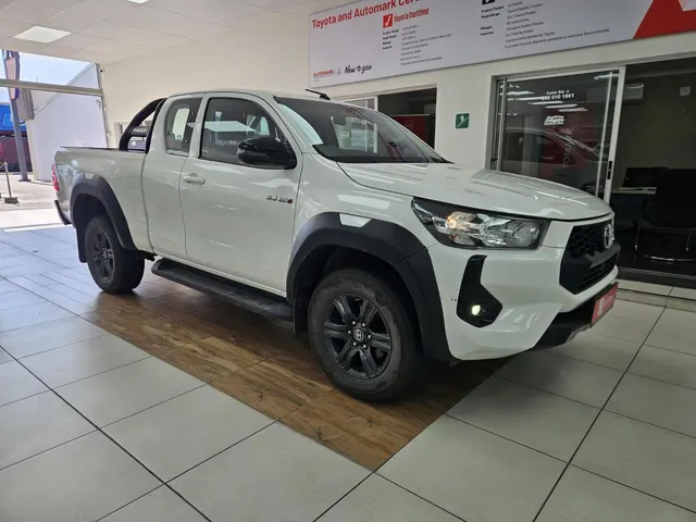 2025 Toyota Hilux 2.4GD-6 Xtra Cab Raider Auto