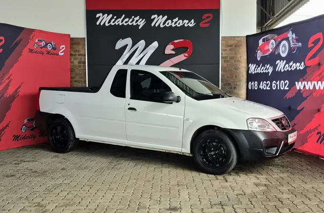 2019 Nissan NP200 1.6i (Aircon) Safety Pack