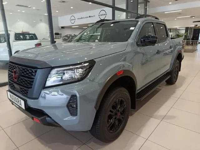 2026 Nissan Navara 2.5DDTi Double Cab PRO-4X 4x4