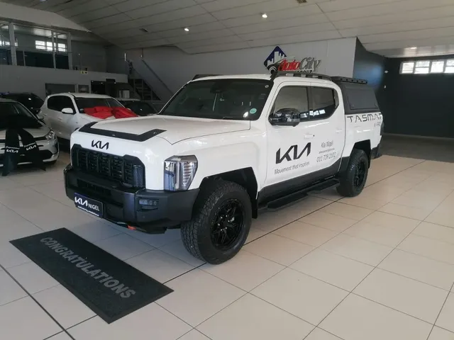2026 Kia Tasman 2.2D Double Cab X-Pro 4x4 (colour coded)