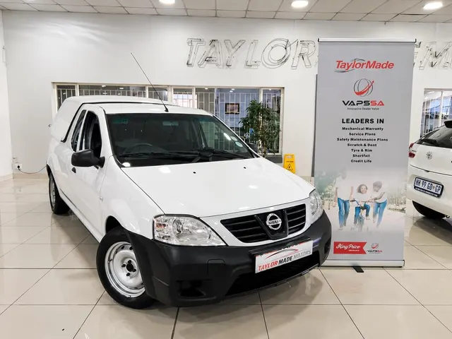 2022 Nissan NP200 1.6i (Aircon) Safety Pack