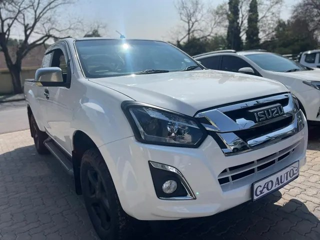 2015 Isuzu KB 300D-Teq Extended Cab LX Auto