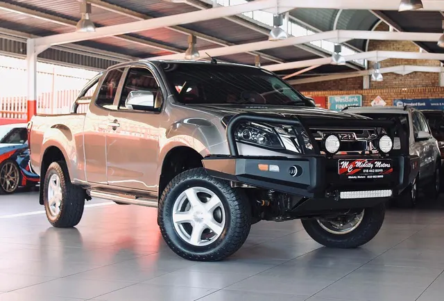 2015 Isuzu KB 300D-Teq Extended Cab LX
