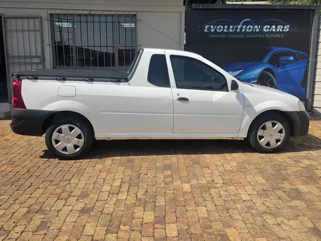 2024 Nissan NP200 1.6i (Aircon) Safety Pack