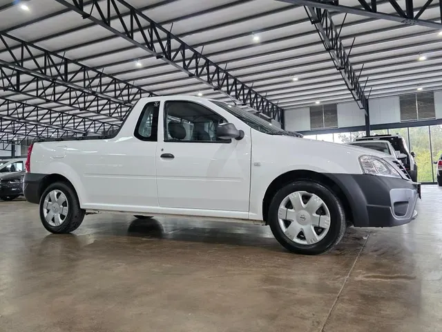 2024 Nissan NP200 1.6i (Aircon) Safety Pack