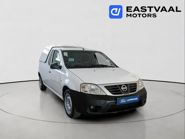 2022 Nissan NP200 1.6i (Aircon) Safety Pack
