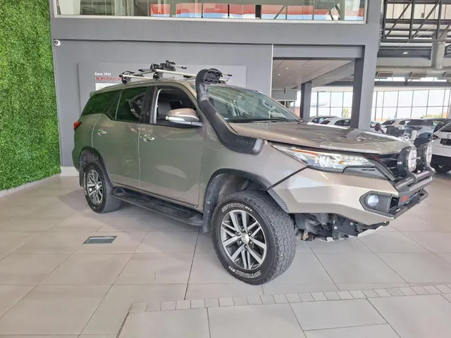 2016 Toyota Fortuner 4.0 V6 4x4
