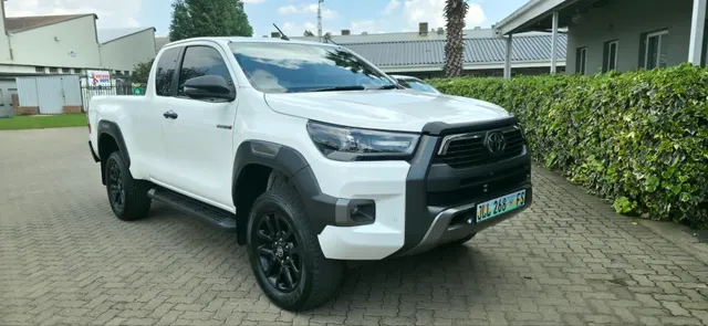 2023 Toyota Hilux 2.8GD-6 Xtra Cab 4x4 Legend Auto