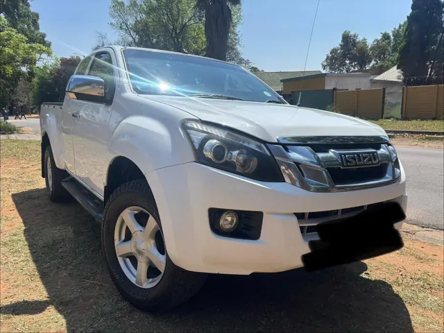 2015 Isuzu KB 300D-Teq Extended Cab LX