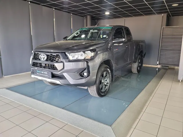 2025 Toyota Hilux 2.4GD-6 Xtra Cab Raider Auto