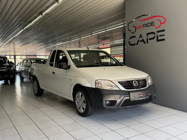 2023 Nissan NP200 1.6i (Aircon) Safety Pack