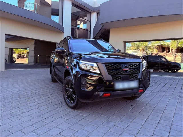 2024 Nissan Navara 2.5DDTi Double Cab PRO-2X