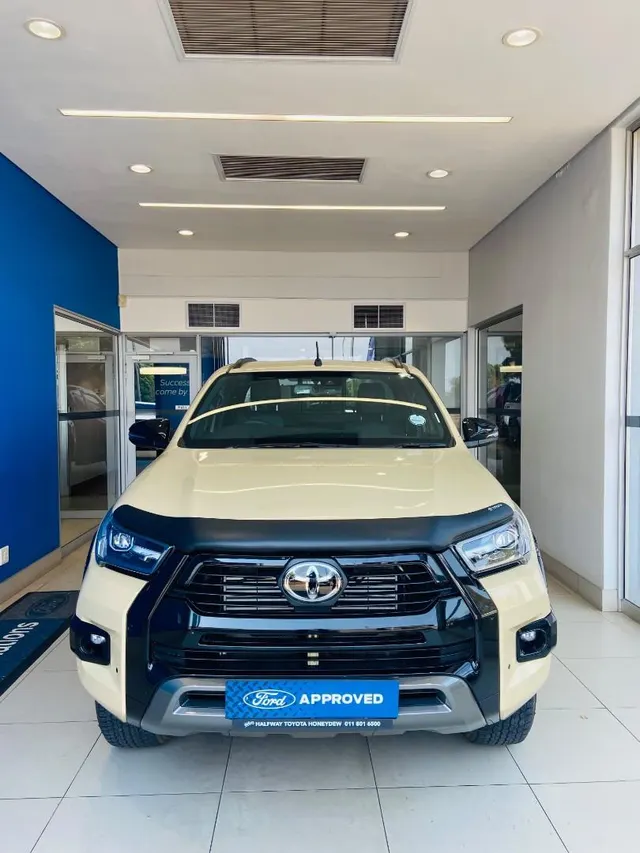 2025 Toyota Hilux 2.8GD-6 Xtra Cab 4x4 Legend 55