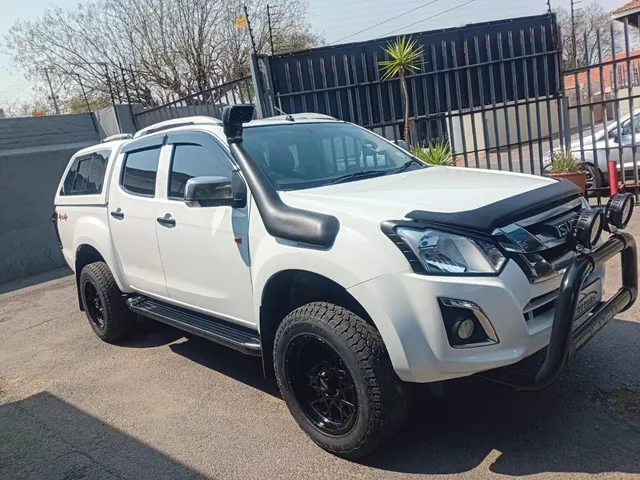 2018 Isuzu KB 250D-Teq Double Cab 4x4 LE