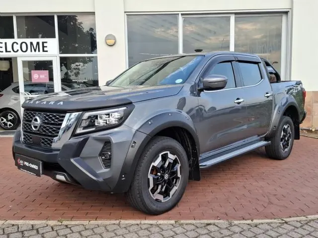 2022 Nissan Navara 2.5DDTi Double Cab LE