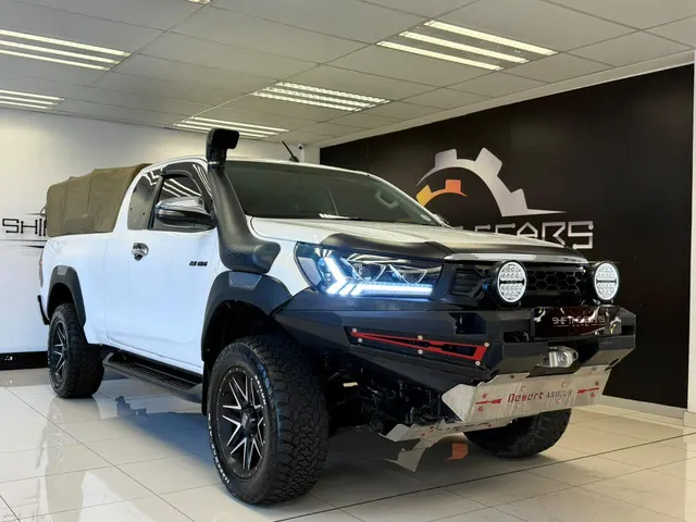 2016 Toyota Hilux 2.8GD-6 Xtra cab 4x4 Raider